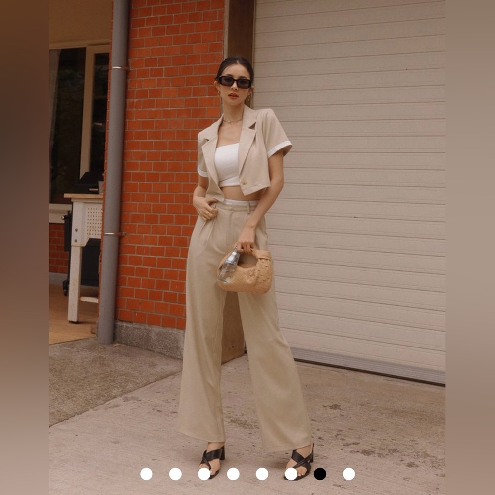 NEW! AIR SPACE Contrast Color Pleated High Waisted Wide Pants Culottes